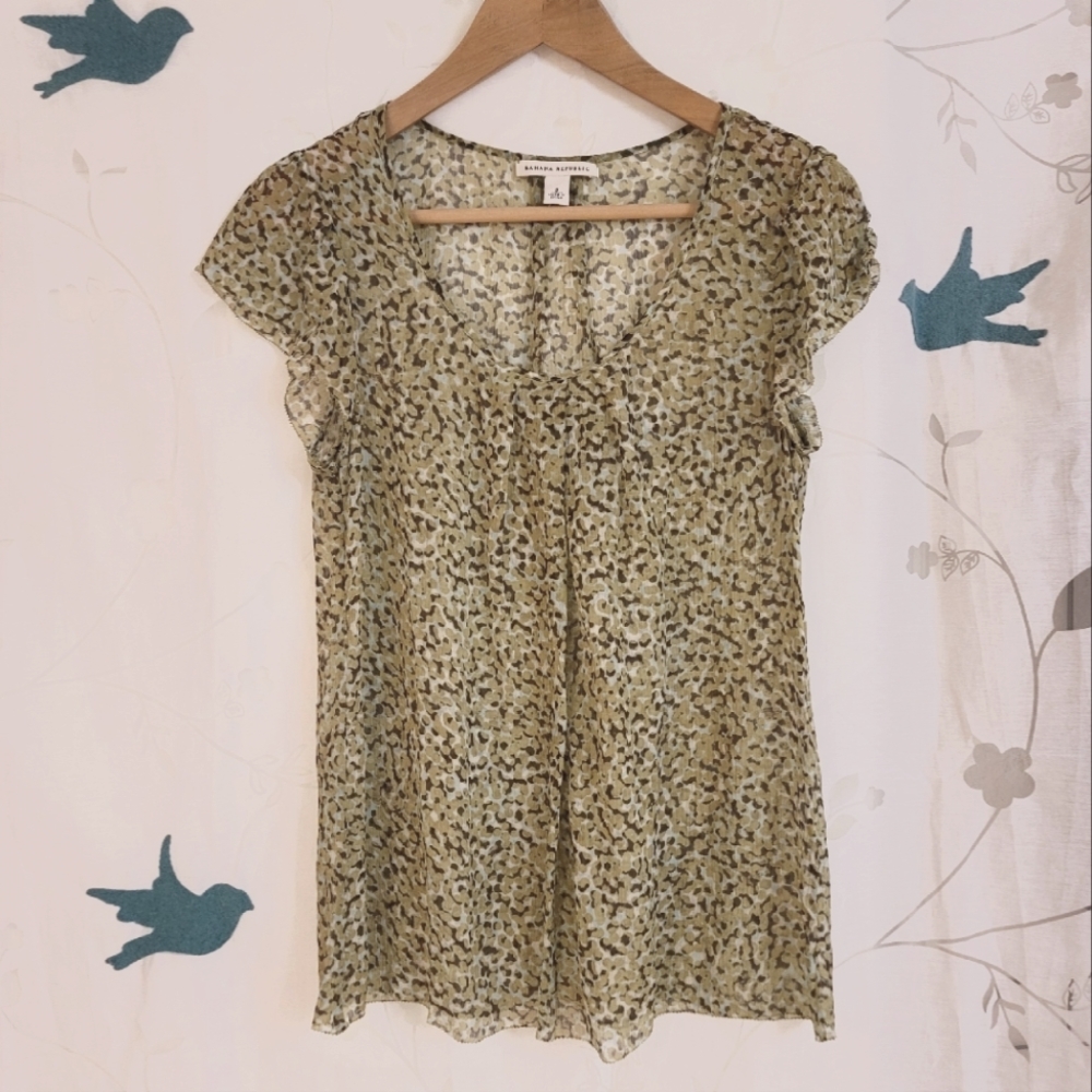 Banana Republic green sheer blouse size small